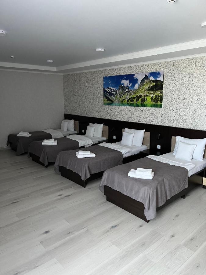 Elite Hotel Balti Buitenkant foto