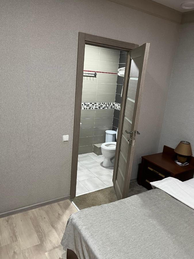 Elite Hotel Balti Buitenkant foto