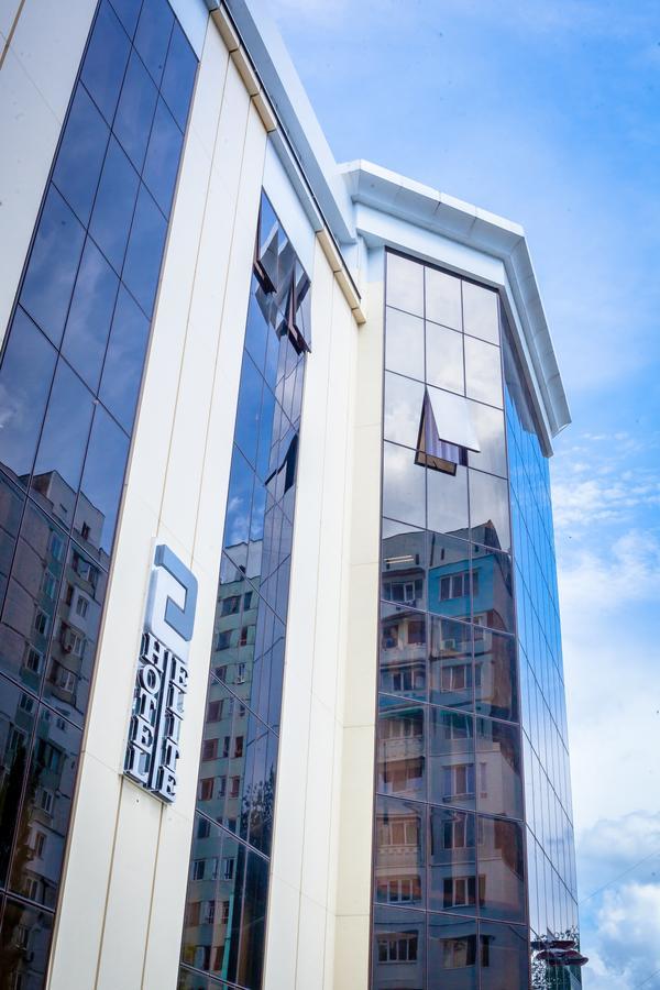 Elite Hotel Balti Buitenkant foto